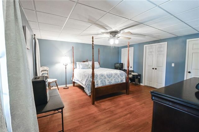 909 Old Barker Place, Loganville, GA 30052