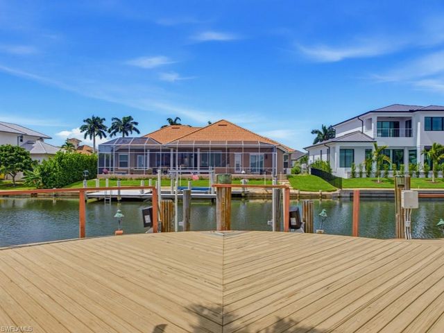154 Hollyhock CT, Marco Island, FL 34145