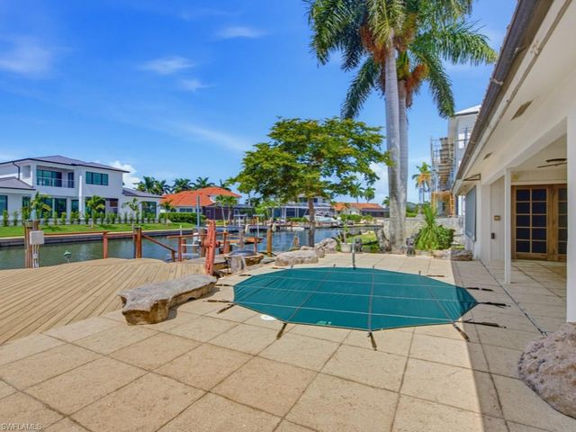 154 Hollyhock CT, Marco Island, FL 34145