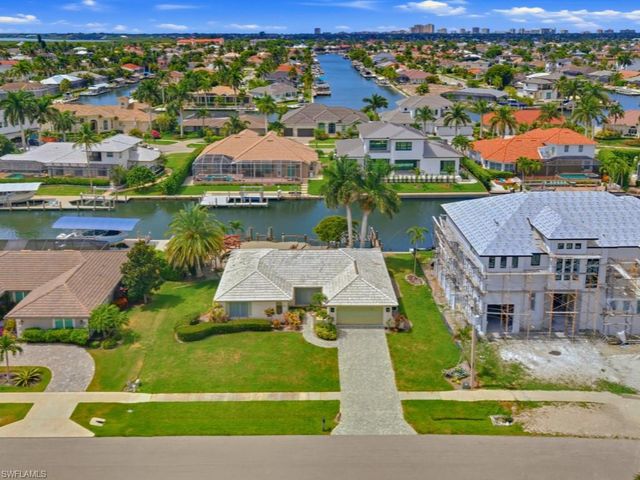 154 Hollyhock CT, Marco Island, FL 34145