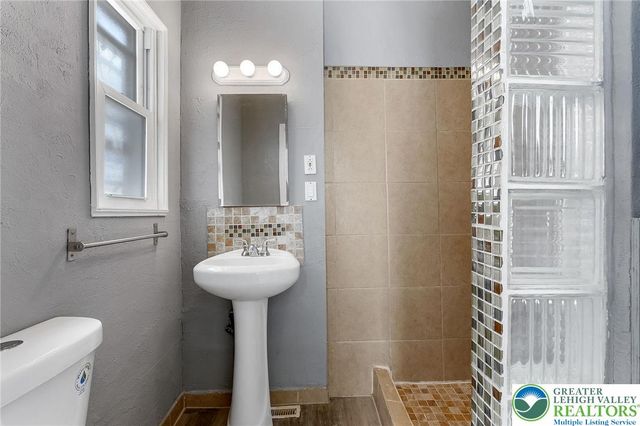 1304 West Gordon Street, Allentown City, PA 18102