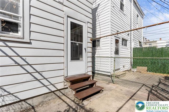 1304 West Gordon Street, Allentown City, PA 18102
