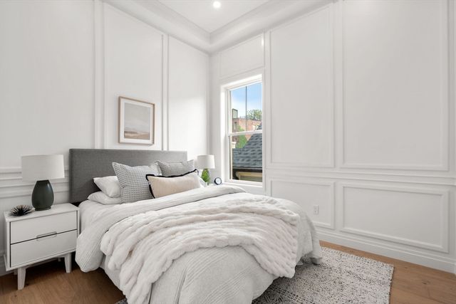 9 Russell PH, Boston, MA 02129