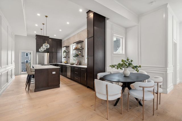 9 Russell PH, Boston, MA 02129