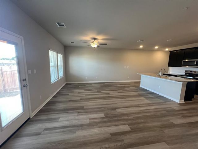 1850 Settlers Glen DR 803, Round Rock, TX 78665