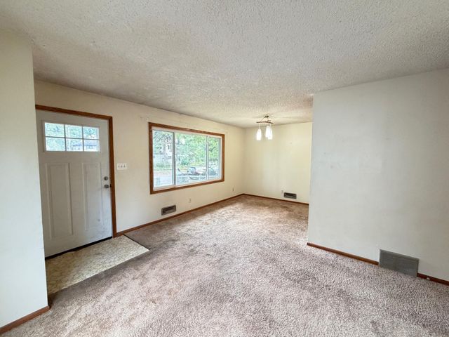 711 5th Avenue SE, Minneapolis, MN 55414