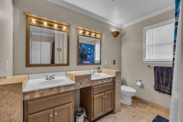 64 Warren Street, Rossville, GA 30741