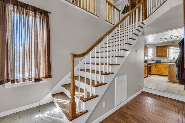 64 Warren Street, Rossville, GA 30741