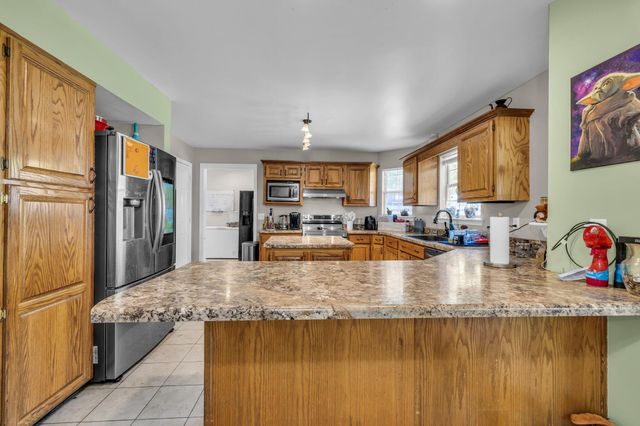64 Warren Street, Rossville, GA 30741