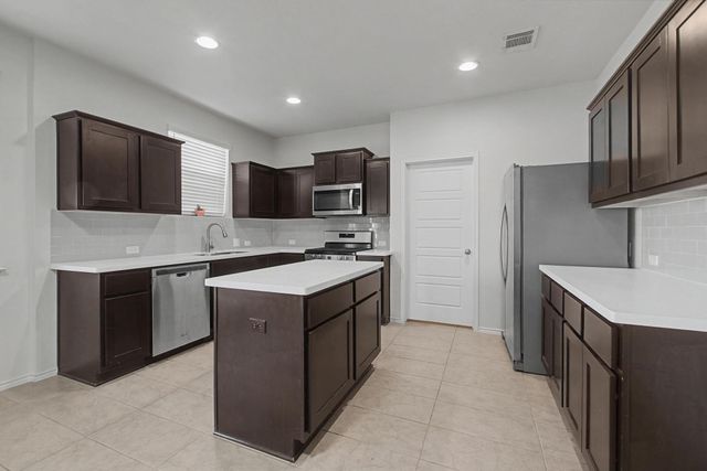 109 White Sage LN, Liberty Hill, TX 78642