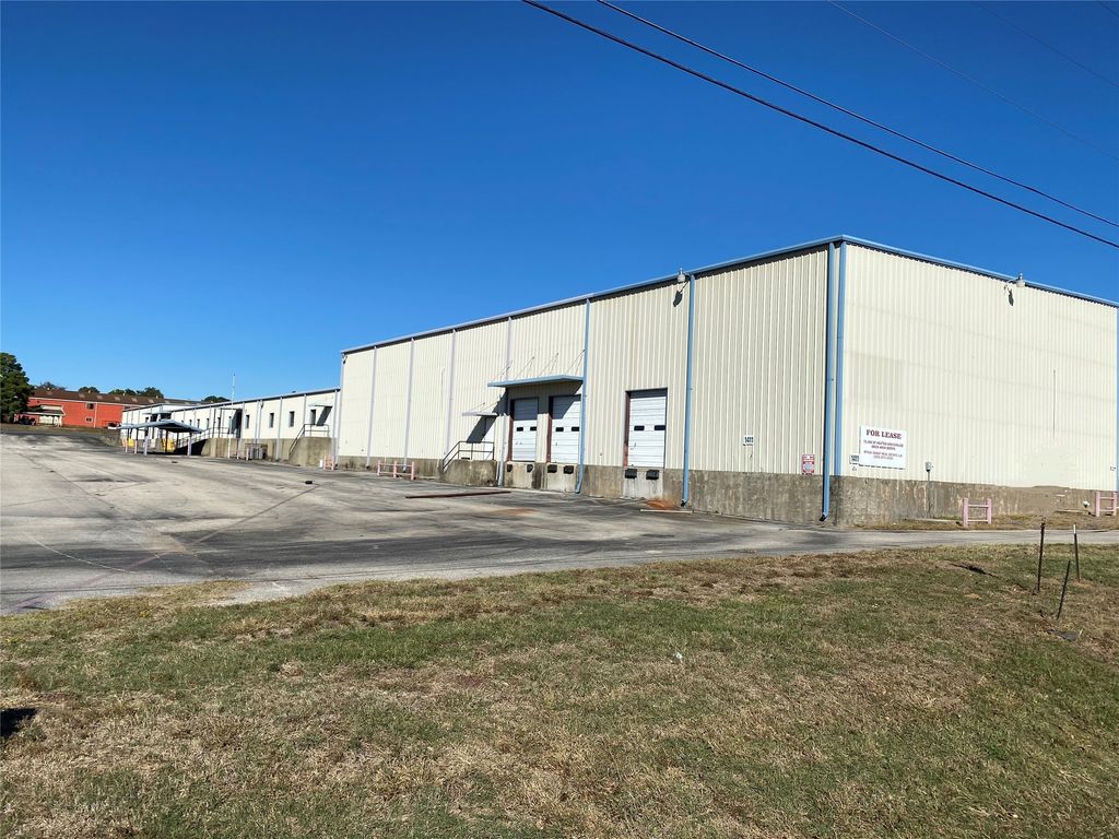 1411 Flat Creek Road, Athens, TX 75751