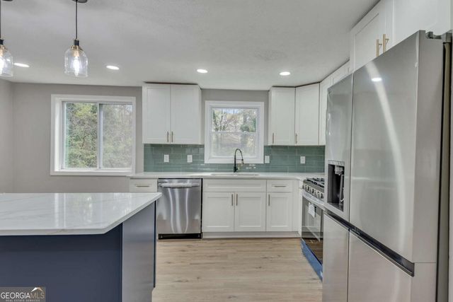 3394 Dearwood Drive SW, Lilburn, GA 30047