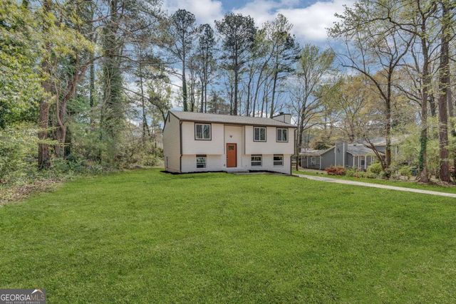 3394 Dearwood Drive SW, Lilburn, GA 30047