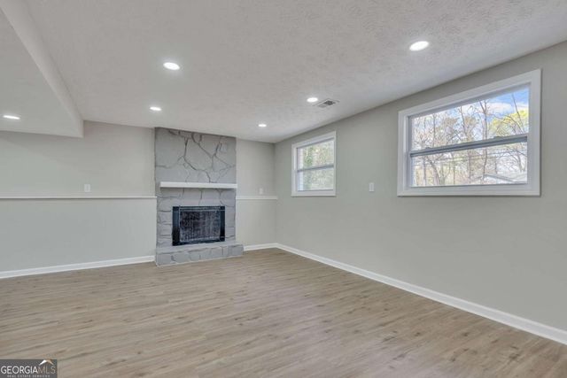 3394 Dearwood Drive SW, Lilburn, GA 30047