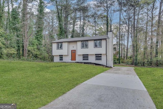 3394 Dearwood Drive SW, Lilburn, GA 30047