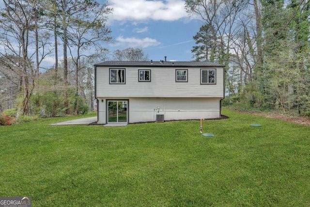 3394 Dearwood Drive SW, Lilburn, GA 30047