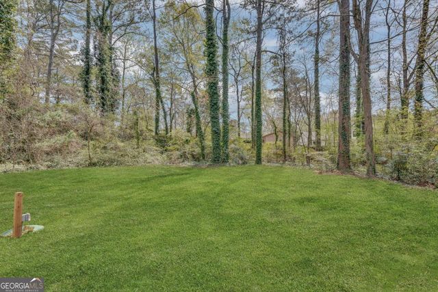 3394 Dearwood Drive SW, Lilburn, GA 30047