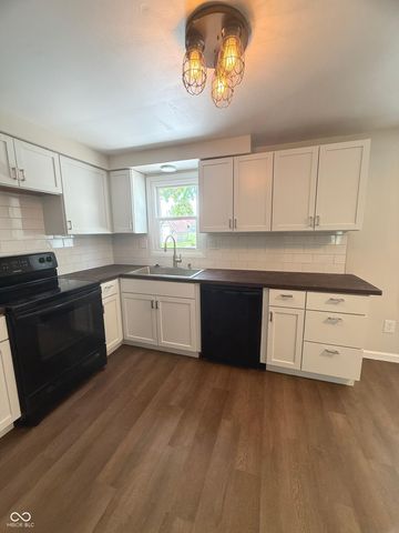 806 E Hall Street, Greentown, IN 46936
