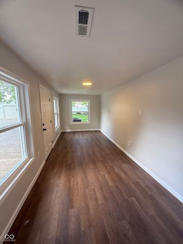 806 E Hall Street, Greentown, IN 46936