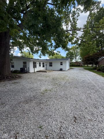 806 E Hall Street, Greentown, IN 46936