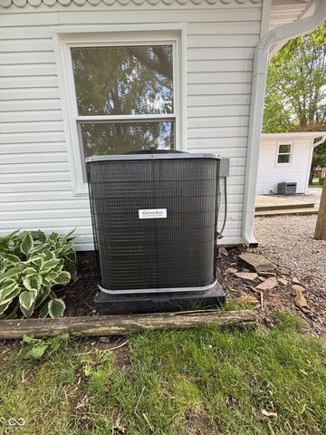 806 E Hall Street, Greentown, IN 46936