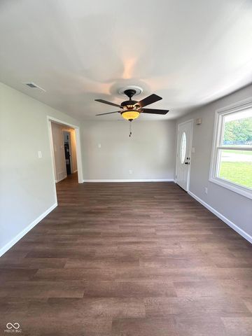 806 E Hall Street, Greentown, IN 46936