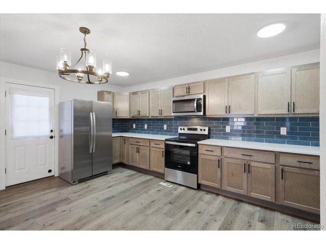 660 Elbert St, Denver, CO 80221