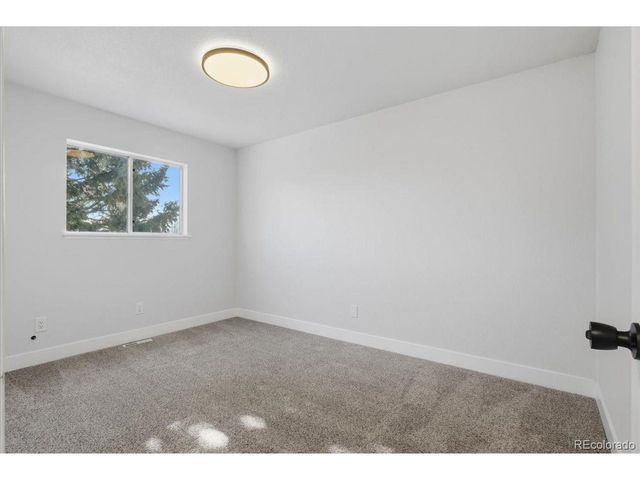 660 Elbert St, Denver, CO 80221