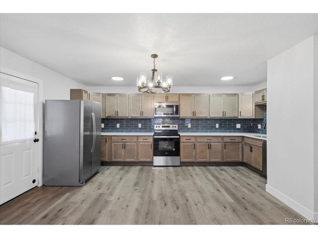 660 Elbert St, Denver, CO 80221