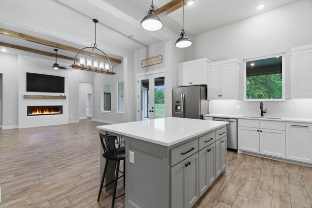 205 Deer Glade Court, Azle, TX 76020
