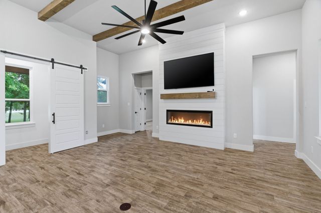 205 Deer Glade Court, Azle, TX 76020