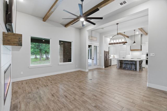 205 Deer Glade Court, Azle, TX 76020