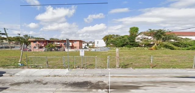 240 SW 7th Avenue, Miami, FL 33130