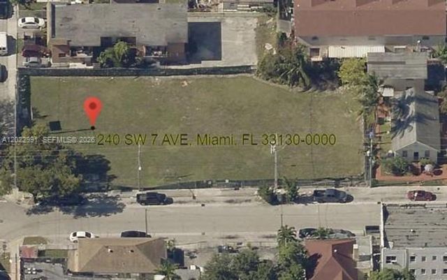 240 SW 7th Avenue, Miami, FL 33130