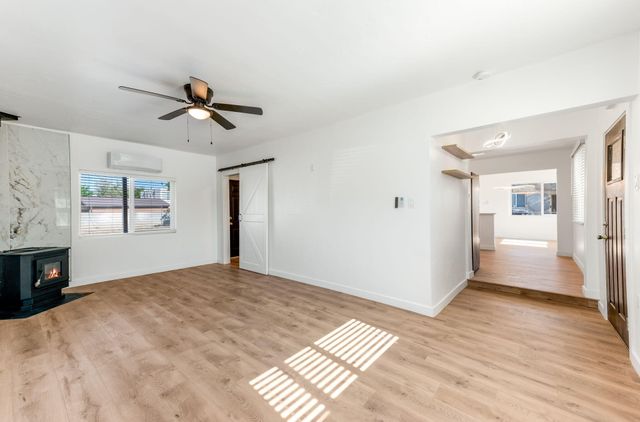 2507 Alvarado Drive NE, Albuquerque, NM 87110