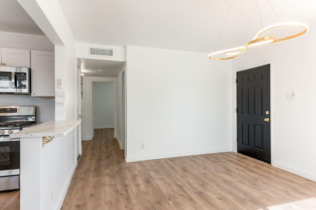 2507 Alvarado Drive NE, Albuquerque, NM 87110