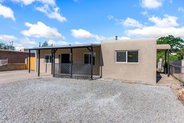 2507 Alvarado Drive NE, Albuquerque, NM 87110