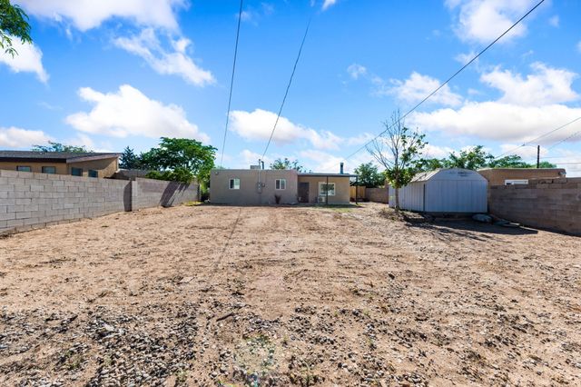 2507 Alvarado Drive NE, Albuquerque, NM 87110