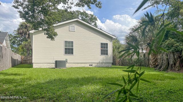3237 MAYFLOWER Street, Jacksonville, FL 32205