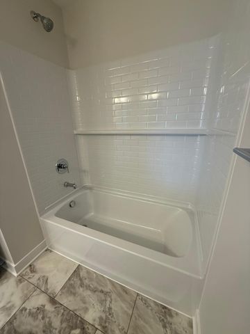 11764 35th Street N, Lake Elmo, MN 55042