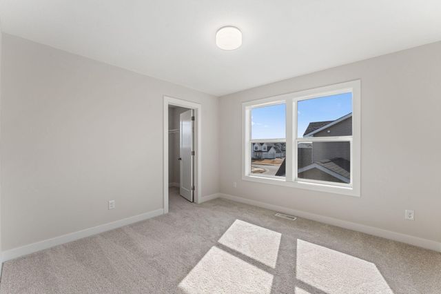 11764 35th Street N, Lake Elmo, MN 55042