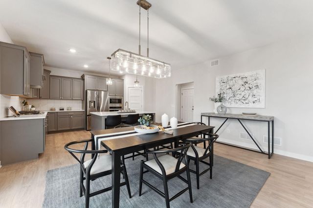 11764 35th Street N, Lake Elmo, MN 55042