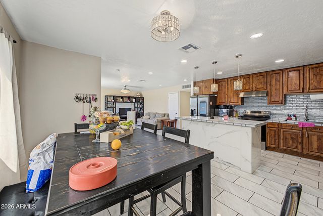5454 W ROANOKE Avenue, Phoenix, AZ 85035