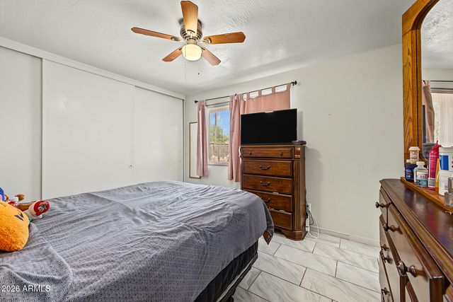 5454 W ROANOKE Avenue, Phoenix, AZ 85035