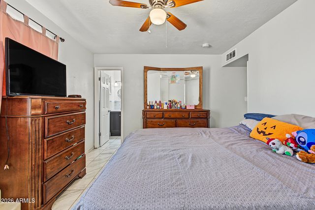 5454 W ROANOKE Avenue, Phoenix, AZ 85035