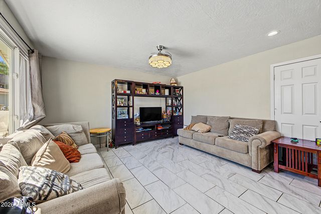 5454 W ROANOKE Avenue, Phoenix, AZ 85035