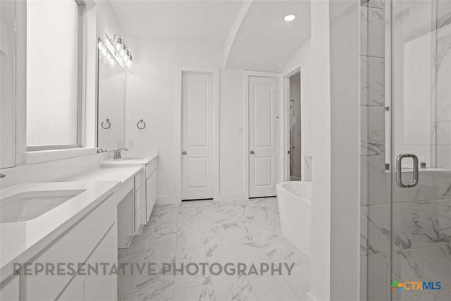 129 Ribera Drive, Liberty Hill, TX 78642