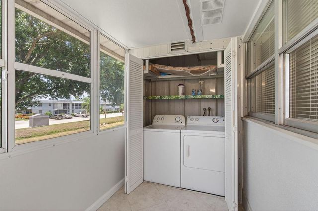 228 Brittany E, Delray Beach, FL 33446