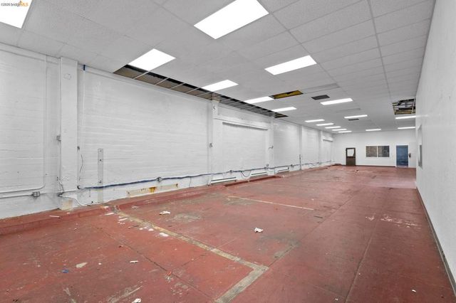 1422 Harrison St, Oakland, CA 94612