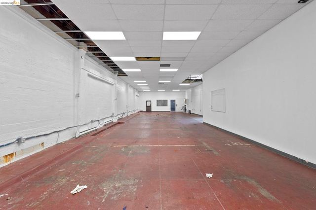 1422 Harrison St, Oakland, CA 94612